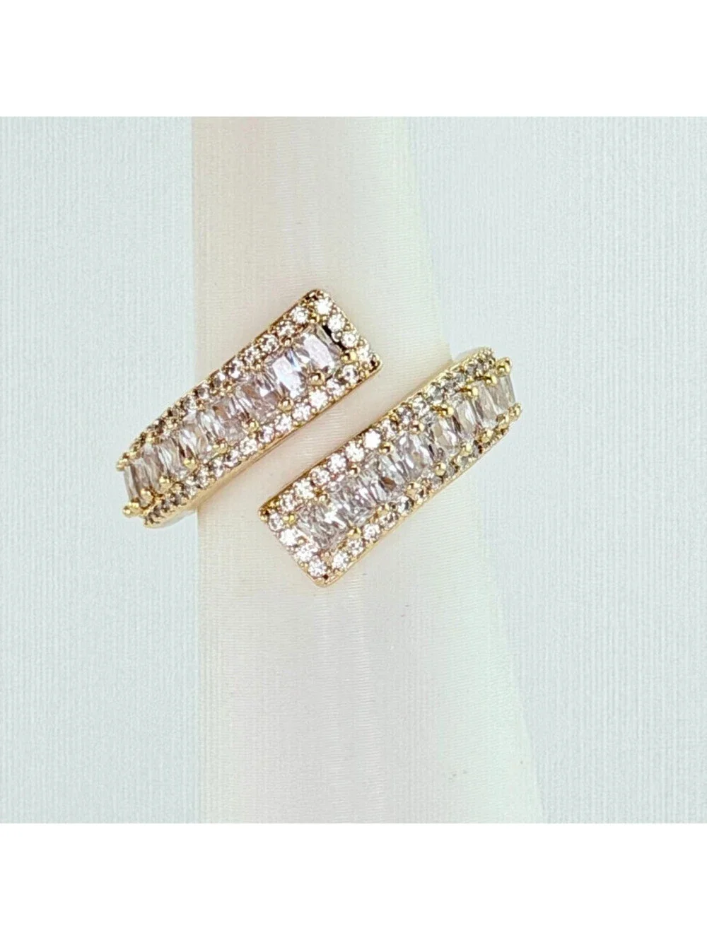 Bomb Party April Ring Sz 6 